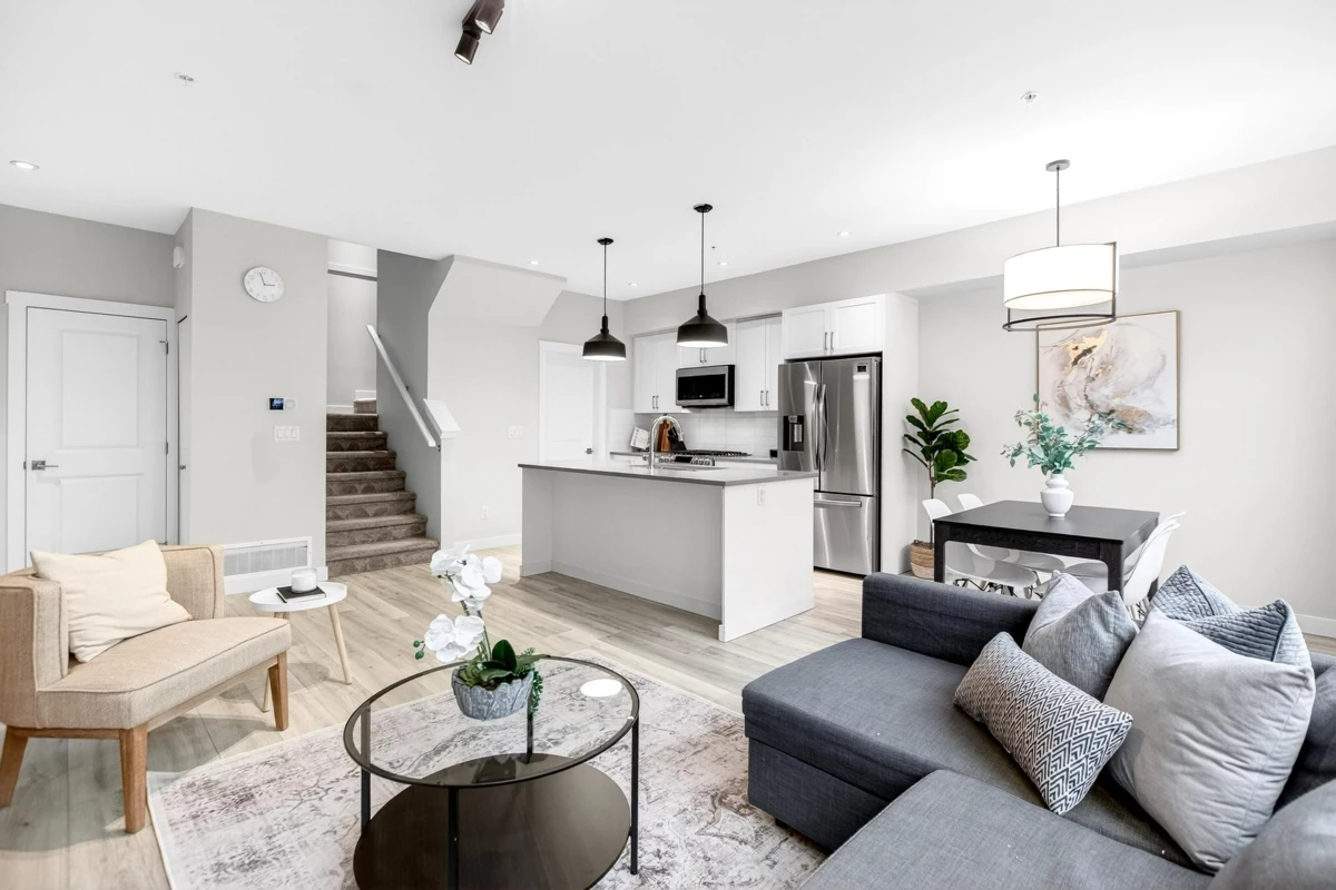 Kitchen Island Photo of 21 8371 202b Street, Langley, BC
