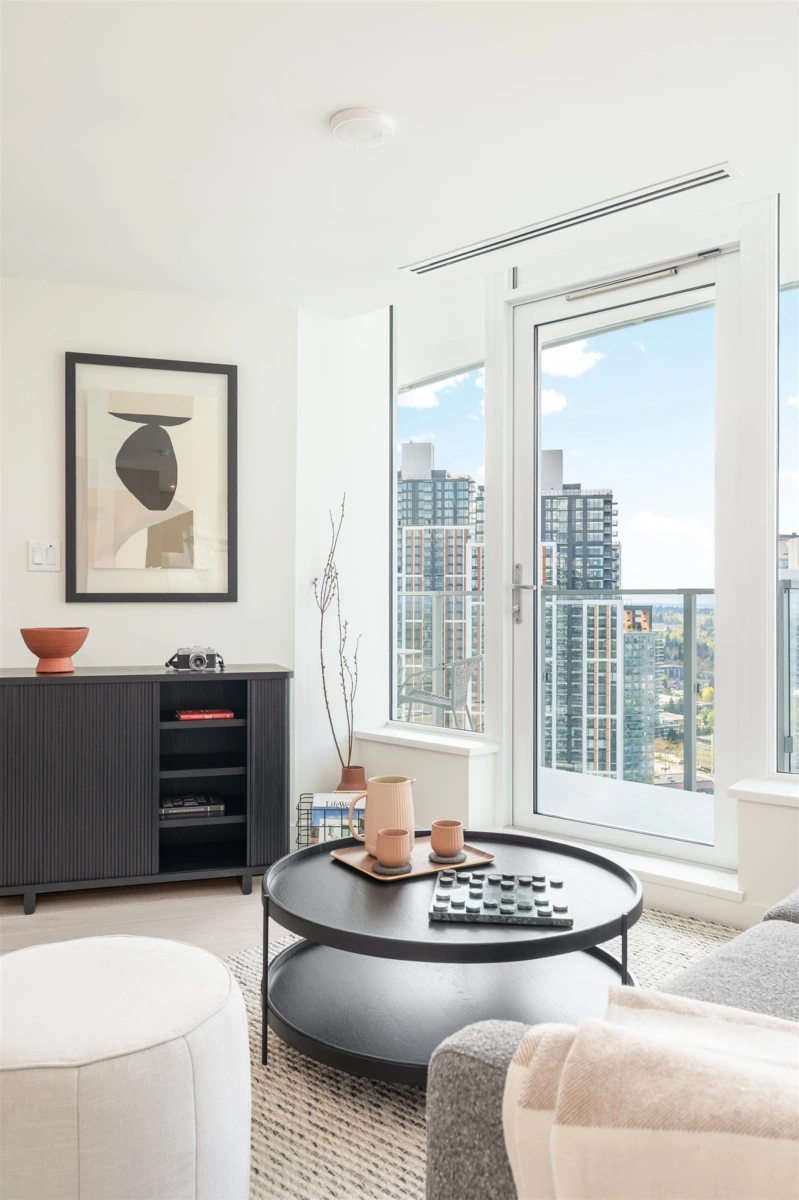 Living Room Photo of 3505 13768 100th Avenue, Surrey, BC