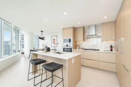 Breakfast Nook Photo of 3505 13768 100th Avenue, Surrey, BC
