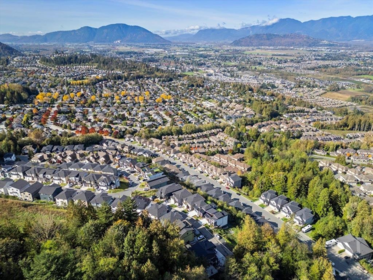 Fitness Center Photo Near 31 5248 Goldspring Place, Chilliwack, BC
