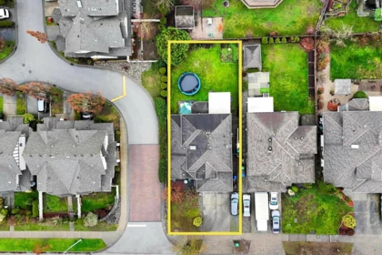 18239 68 Avenue, Surrey, BC, Surrey — Single Family Residence for sale