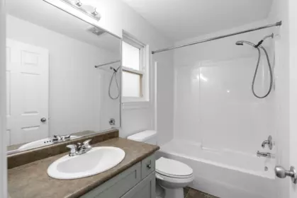 Mudroom Photo of 24222 103 Avenue, Maple Ridge, BC
