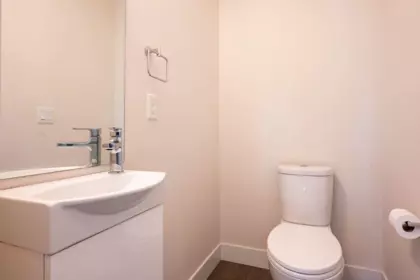 Guest Bathroom Photo of 559 4688 Hawk Lane, Tsawwassen, BC