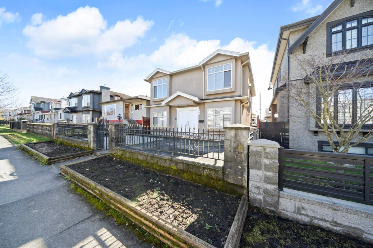 Exterior Rear Photo of 266 E 55th Avenue, Vancouver, BC