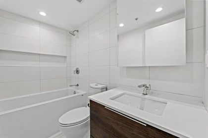 Primary Bathroom Photo of 1301 450 Westview Street, Coquitlam, BC