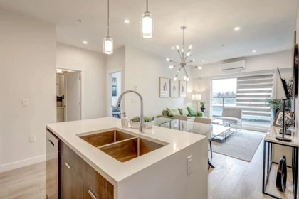 Office / Den Photo of A504 14468 72 Ave, Surrey, BC