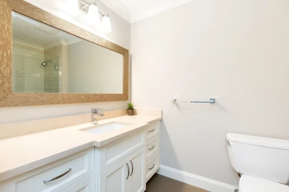 Entry Foyer Photo of 3147 139 Street, Surrey, BC