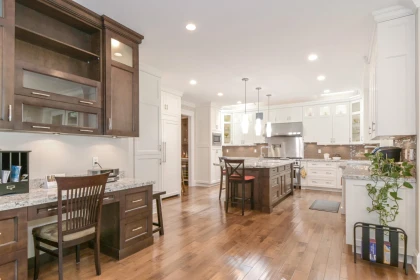Kitchen Island Photo of 3147 139 Street, Surrey, BC
