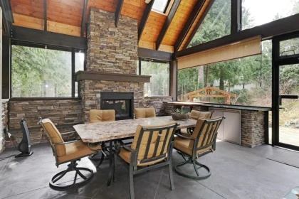 Swimming Pool Photo of 3147 139 Street, Surrey, BC