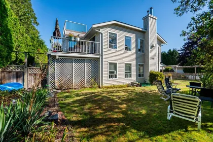 16143 9 Avenue, Surrey, BC, Surrey — Single Family Residence for sale
