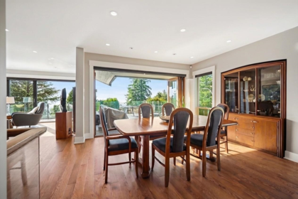 Kitchen Photo of 13387 13a Avenue, Surrey, BC