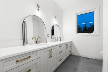 Garage Interior Photo of 9756 Dewdney Trunk Road, Mission, BC