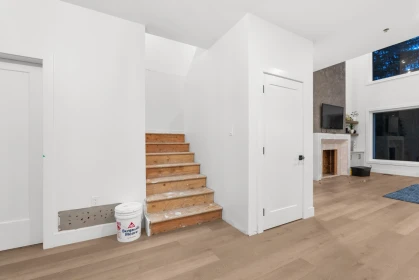 Staircase Photo of 9756 Dewdney Trunk Road, Mission, BC