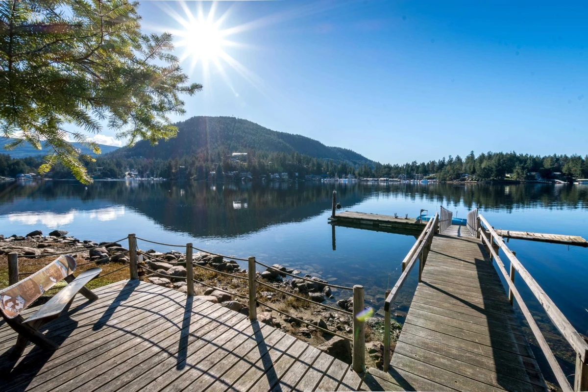 Family Room Photo of 4981 Panorama Drive, Garden Bay, BC