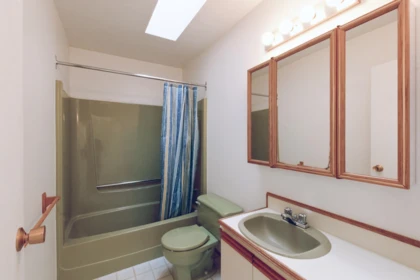 Hallway Photo of 4981 Panorama Drive, Garden Bay, BC