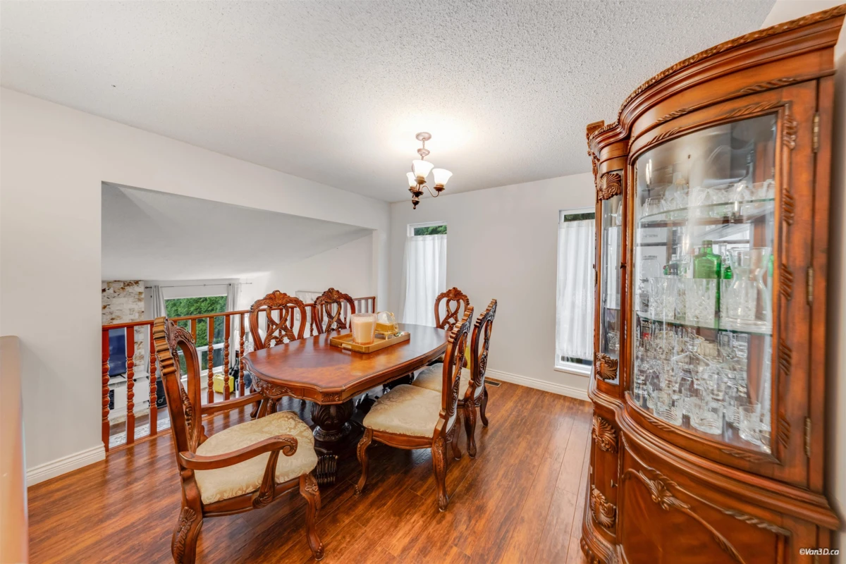 Dining Area Photo of 11766 81a Avenue, Delta, BC