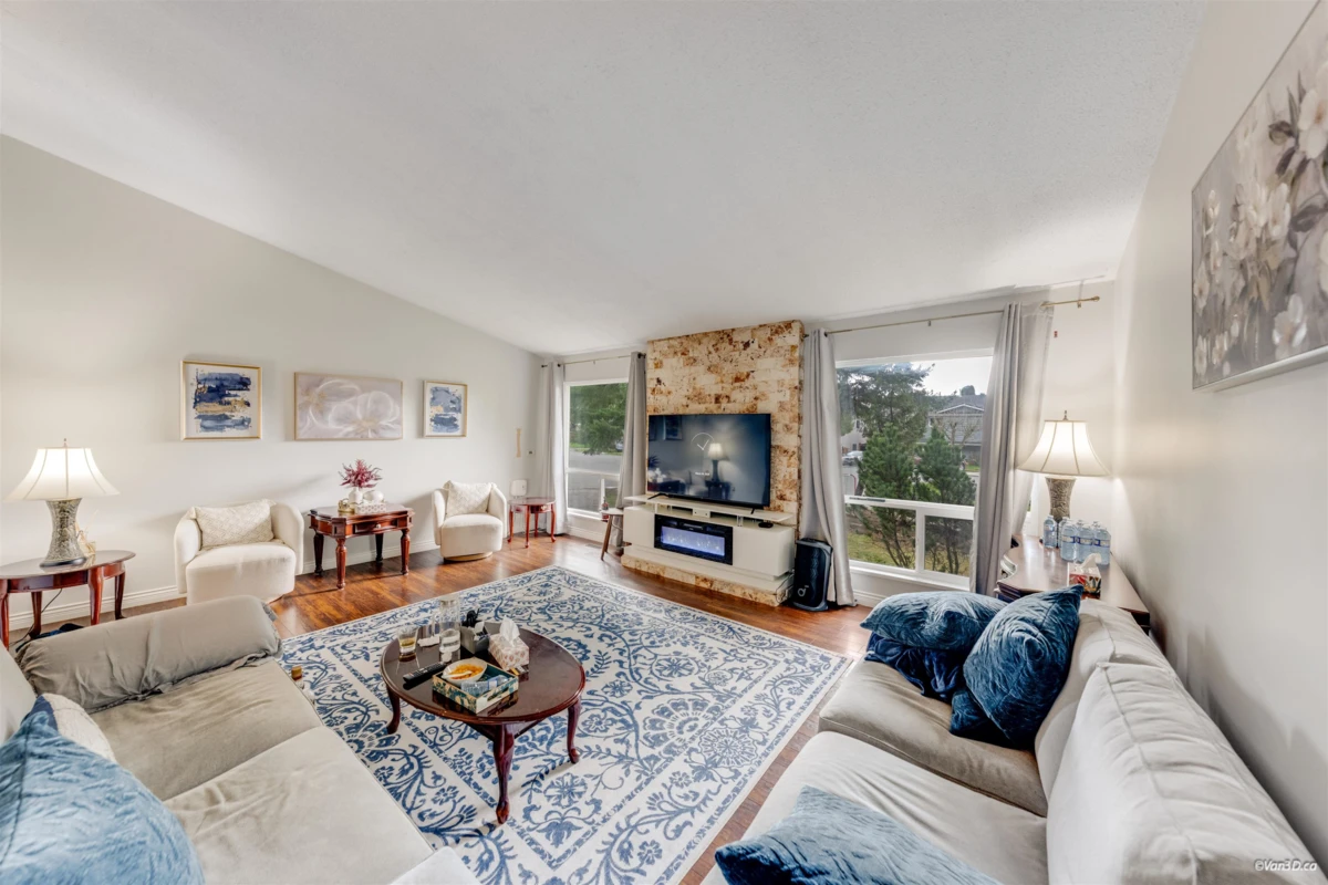 Family Room Photo of 11766 81a Avenue, Delta, BC