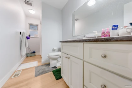 Guest Bathroom Photo of 11766 81a Avenue, Delta, BC