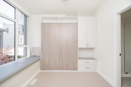 Powder Room Photo of 5518 Oak Street, Vancouver, BC