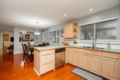 Primary Bathroom Photo of 13732 58 Avenue, Surrey, BC