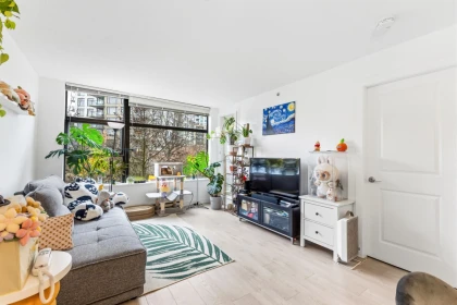 Kitchen Photo of 401 5380 Oben Street, Vancouver, BC