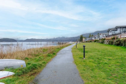 5900 Beachgate Lane, Sechelt, BC, Sechelt — Townhouse for sale