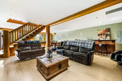 Entry Foyer Photo of 20758 Edelweiss Drive, Mission, BC