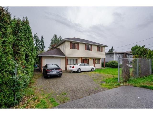 Living Room Photo of 19680 56 Avenue, Langley, BC