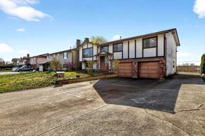 12021 188a Street, Pitt Meadows, BC, Pitt Meadows — Single Family Residence for sale