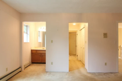 Guest Bathroom Photo of 5241 4a Avenue, Tsawwassen, BC