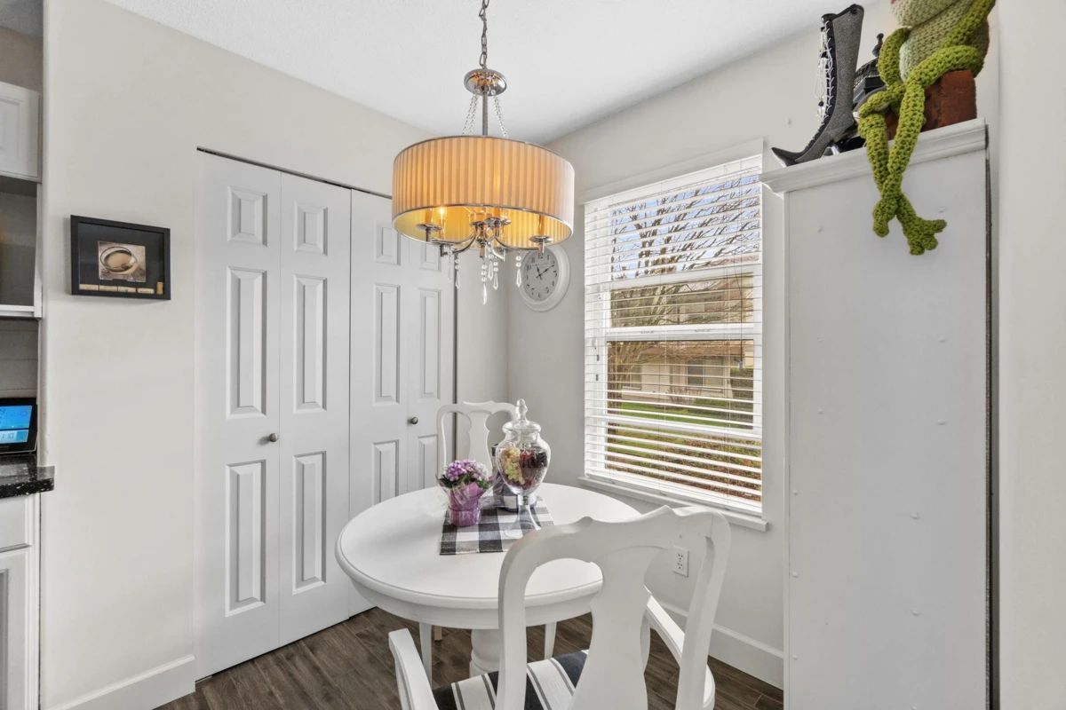 Dining Area Photo of 113 20381 96 Avenue, Langley, BC