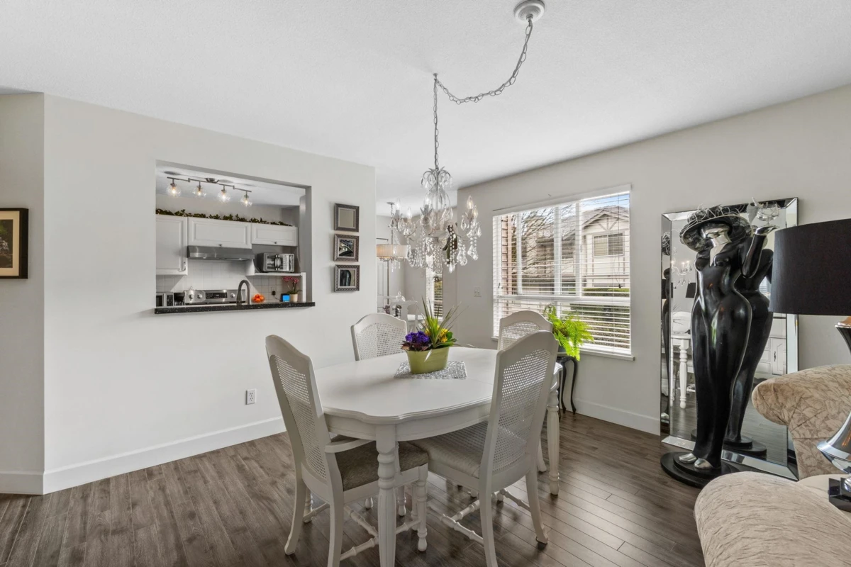 Family Room Photo of 113 20381 96 Avenue, Langley, BC