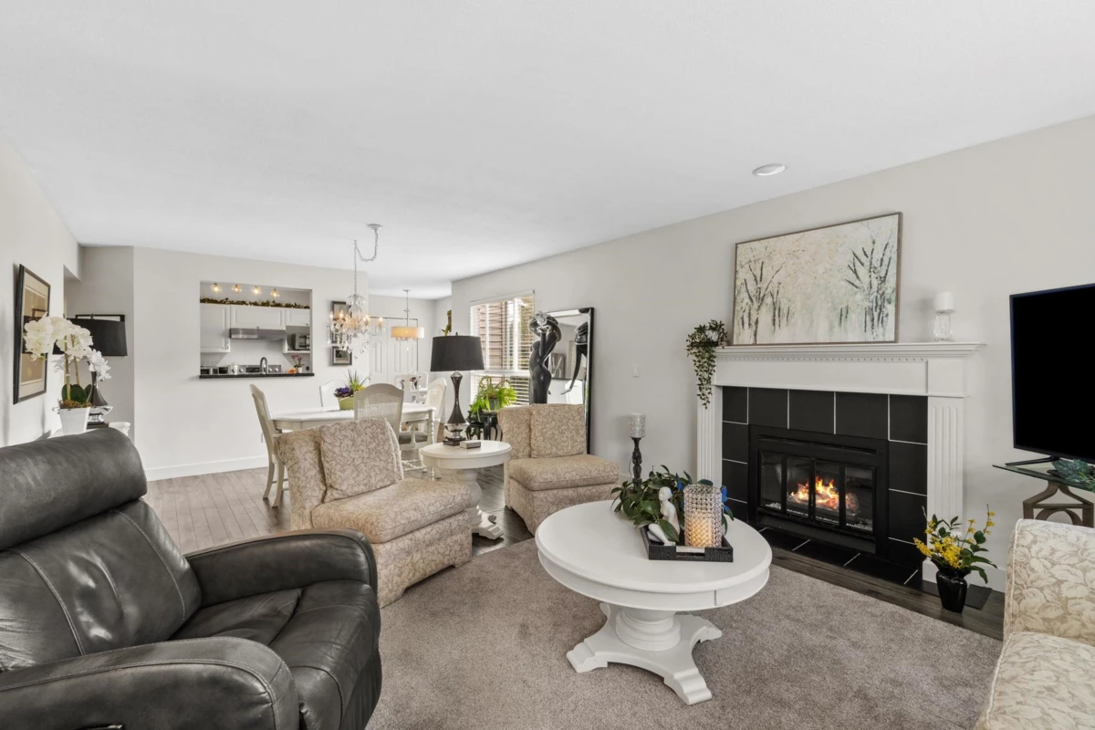 Living Room Photo of 113 20381 96 Avenue, Langley, BC