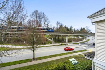 Outdoor Patio Photo of 407 6820 Rumble Street, Burnaby, BC