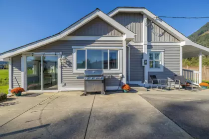 9183 Sylvester Road, Mission, BC, Mission — Single Family Residence for sale