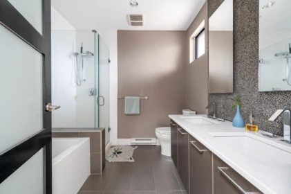 Laundry Room Photo of 402 220 Salter Street, New Westminster, BC