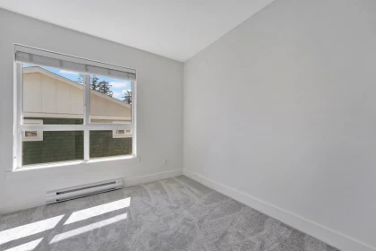 Mudroom Photo of 12 24108 104 Avenue, Maple Ridge, BC