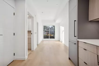 104 2268 E Broadway Street, Vancouver, BC, Vancouver — Apartment/Condo for sale