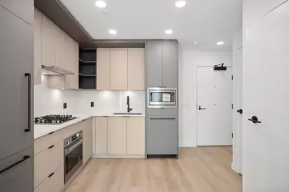 104 2268 E Broadway Street, Vancouver, BC, Vancouver — Apartment/Condo for sale