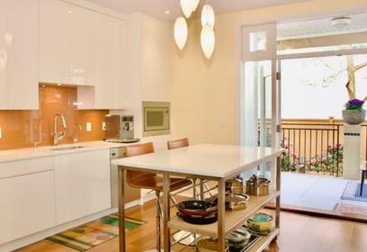 Kitchen Island Photo of 1934 Haro Street, Vancouver, BC