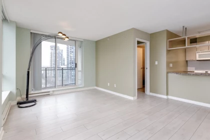 Walk-In Closet Photo of 1708 1082 Seymour Street, Vancouver, BC