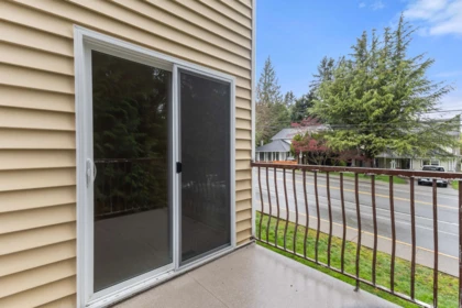 Laundry Room Photo of 10 27272 32 Avenue, Langley, BC
