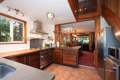 Breakfast Nook Photo of 574 Cowan Road, Bowen Island, BC