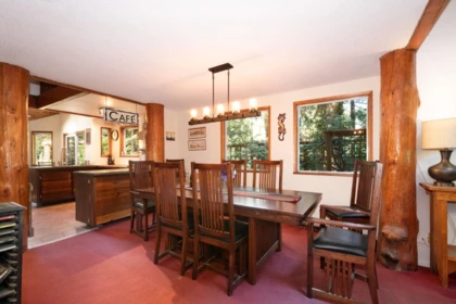 574 Cowan Road, Bowen Island, BC, Bowen Island — Single Family Residence for sale