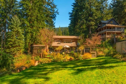 574 Cowan Road, Bowen Island, BC, Bowen Island — Single Family Residence for sale