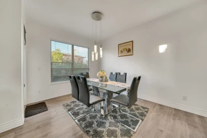 Kitchen Photo of 14 16655 64 Avenue, Surrey, BC