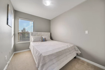 Mudroom Photo of 14 16655 64 Avenue, Surrey, BC