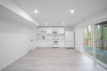 Mudroom Photo of 12344 234 Street, Maple Ridge, BC