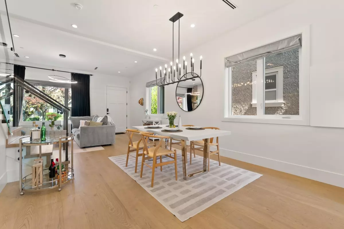 Living Room Photo of 2848 W 23rd Avenue, Vancouver, BC