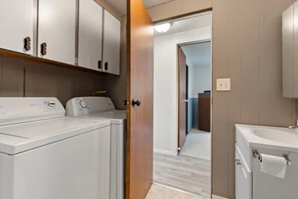 Guest Bathroom Photo of 73 45640 Watson Road, Chilliwack, BC